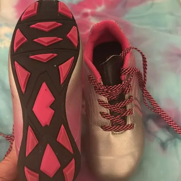DSG girls Pink and Silver Soccer shoes, Cleats size 11k - Picture 11 of 12